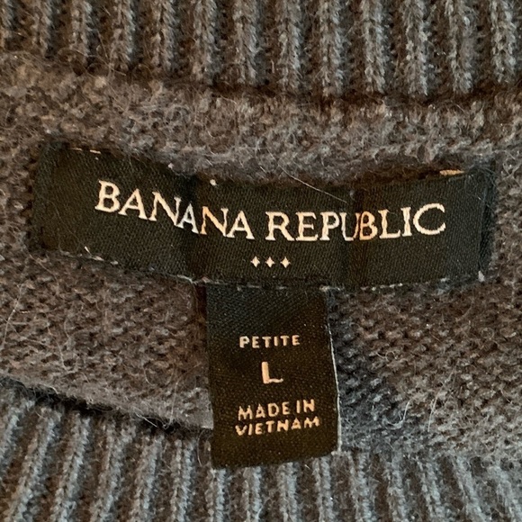 Banana Republic Factory Charcoal Gray Crew Neck Sweater Size Petite Large - Picture 3 of 5